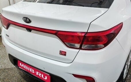 KIA Rio IV, 2018 год, 1 700 000 рублей, 12 фотография