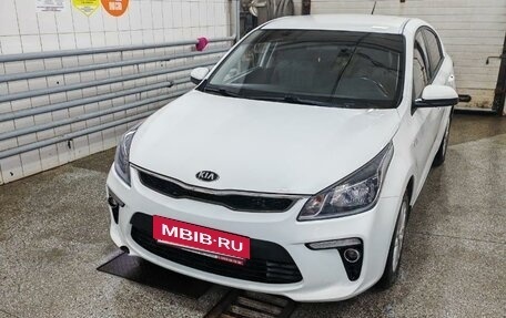 KIA Rio IV, 2018 год, 1 700 000 рублей, 9 фотография