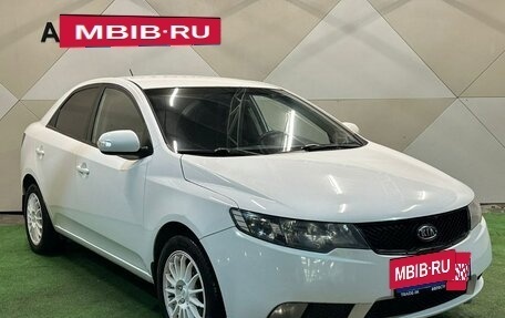 KIA Cerato III, 2009 год, 712 000 рублей, 2 фотография