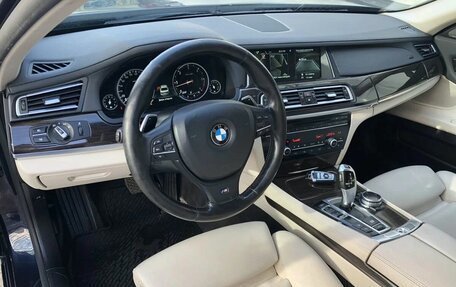 BMW 7 серия, 2014 год, 1 999 000 рублей, 11 фотография