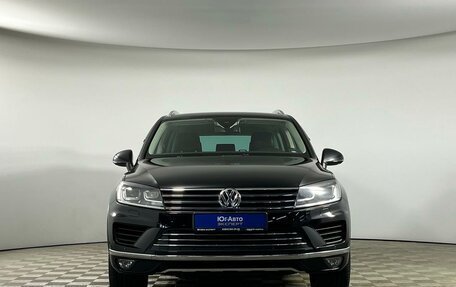 Volkswagen Touareg III, 2015 год, 3 685 000 рублей, 2 фотография