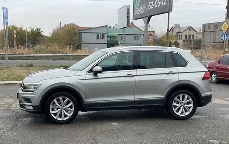 Volkswagen Tiguan II, 2017 год, 2 600 000 рублей, 19 фотография