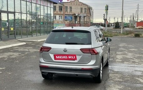 Volkswagen Tiguan II, 2017 год, 2 600 000 рублей, 14 фотография