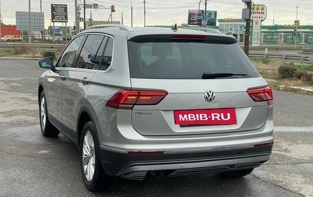 Volkswagen Tiguan II, 2017 год, 2 600 000 рублей, 16 фотография