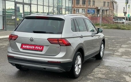 Volkswagen Tiguan II, 2017 год, 2 600 000 рублей, 15 фотография