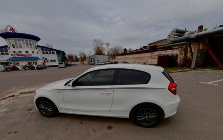 BMW 1 серия, 2010 год, 1 050 000 рублей, 2 фотография