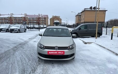 Volkswagen Polo VI (EU Market), 2012 год, 775 000 рублей, 2 фотография