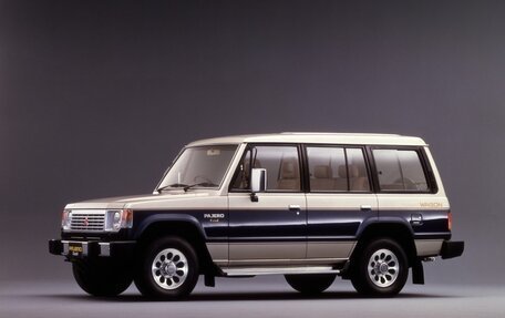 Mitsubishi Pajero III рестайлинг, 1989 год, 450 000 рублей, 1 фотография