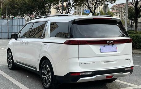 KIA Carnival, 2022 год, 4 400 880 рублей, 3 фотография