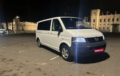 Volkswagen Transporter T5 рестайлинг, 2003 год, 1 140 000 рублей, 1 фотография