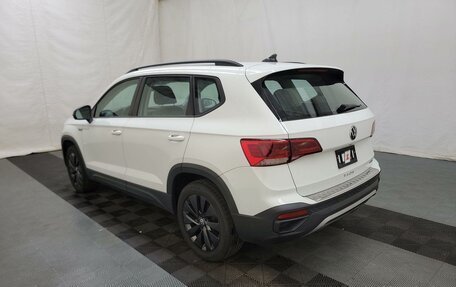 Volkswagen Taos, 2022 год, 3 060 000 рублей, 6 фотография