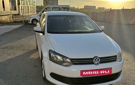 Volkswagen Polo VI (EU Market), 2014 год, 930 000 рублей, 2 фотография