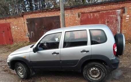 Chevrolet Niva I рестайлинг, 2009 год, 530 000 рублей, 2 фотография