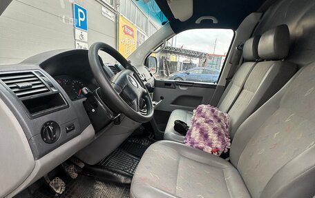 Volkswagen Transporter T5 рестайлинг, 2003 год, 1 140 000 рублей, 10 фотография