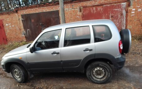 Chevrolet Niva I рестайлинг, 2009 год, 530 000 рублей, 6 фотография