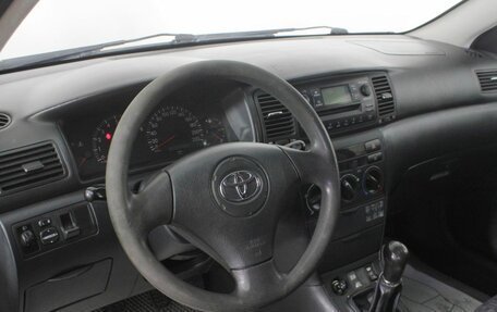 Toyota Corolla, 2003 год, 650 000 рублей, 13 фотография