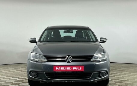 Volkswagen Jetta VI, 2013 год, 1 175 000 рублей, 2 фотография