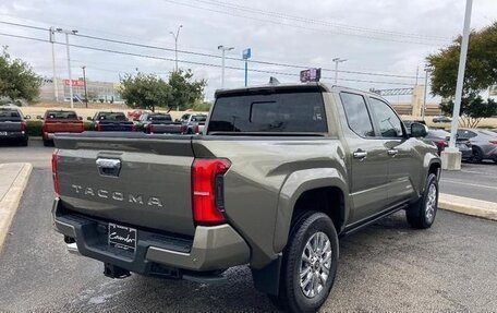 Toyota Tacoma, 2024 год, 10 800 000 рублей, 4 фотография