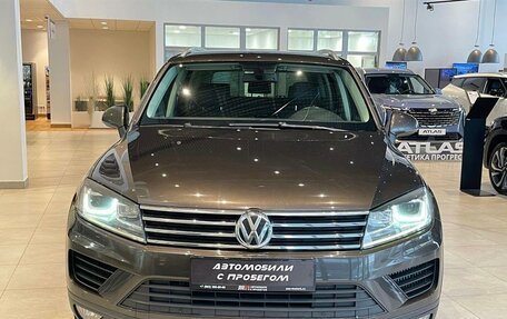 Volkswagen Touareg III, 2015 год, 3 395 000 рублей, 4 фотография