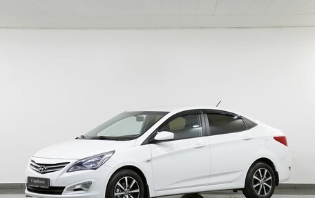 Hyundai Solaris II рестайлинг, 2015 год, 895 000 рублей, 1 фотография