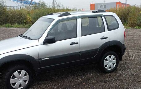 Chevrolet Niva I рестайлинг, 2013 год, 530 000 рублей, 5 фотография