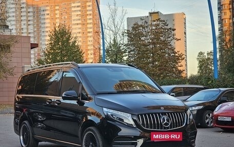 Mercedes-Benz V-Класс, 2019 год, 7 690 000 рублей, 14 фотография