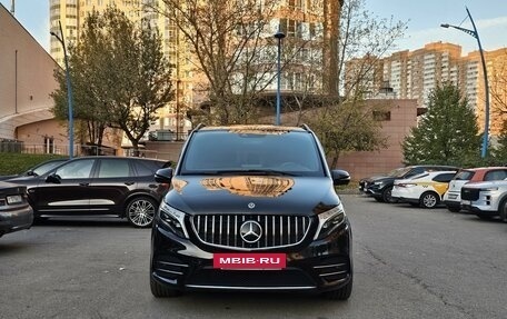 Mercedes-Benz V-Класс, 2019 год, 7 690 000 рублей, 29 фотография