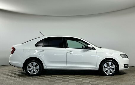 Skoda Rapid I, 2018 год, 1 365 000 рублей, 4 фотография