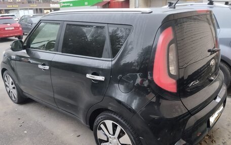 KIA Soul II рестайлинг, 2015 год, 1 275 000 рублей, 2 фотография