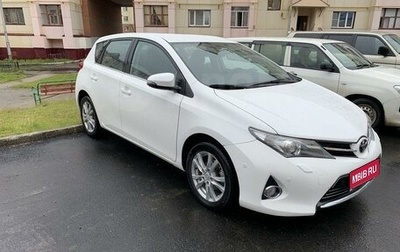 Toyota Auris II, 2014 год, 1 650 000 рублей, 1 фотография