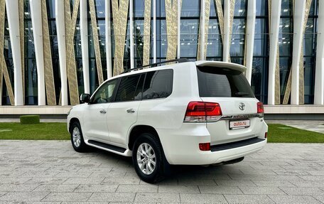 Toyota Land Cruiser 200, 2018 год, 7 600 000 рублей, 8 фотография