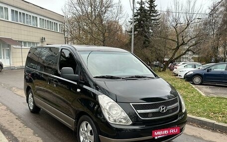 Hyundai Grand Starex Grand Starex I рестайлинг 2, 2012 год, 2 090 000 рублей, 3 фотография