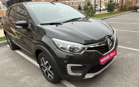 Renault Kaptur I рестайлинг, 2021 год, 1 880 000 рублей, 6 фотография