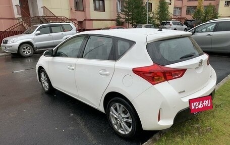 Toyota Auris II, 2014 год, 1 650 000 рублей, 3 фотография