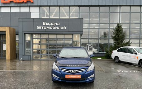 Hyundai Solaris II рестайлинг, 2015 год, 1 050 000 рублей, 2 фотография