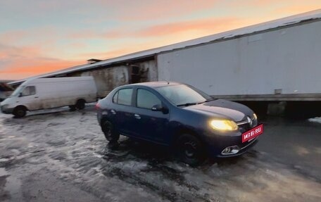 Renault Logan II, 2018 год, 1 250 000 рублей, 6 фотография