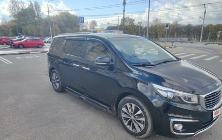 KIA Carnival III, 2017 год, 2 420 000 рублей, 16 фотография