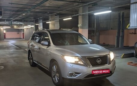 Nissan Pathfinder, 2014 год, 1 960 000 рублей, 8 фотография