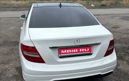 Mercedes-Benz C-Класс, 2012 год, 1 700 000 рублей, 2 фотография