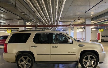 Cadillac Escalade III, 2006 год, 2 100 000 рублей, 1 фотография