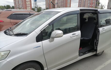 Honda Freed I, 2012 год, 1 230 000 рублей, 4 фотография