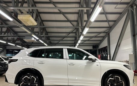 Volkswagen Tiguan, 2024 год, 5 699 000 рублей, 5 фотография