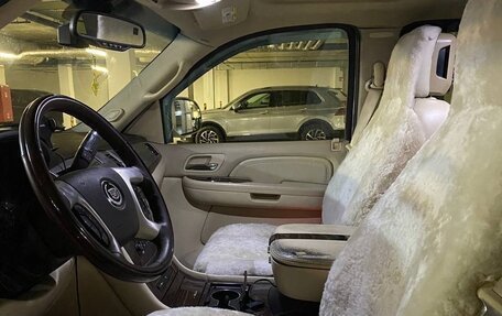 Cadillac Escalade III, 2006 год, 2 100 000 рублей, 2 фотография