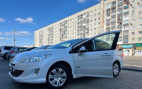 Peugeot 408 I рестайлинг, 2014 год, 1 400 000 рублей, 4 фотография