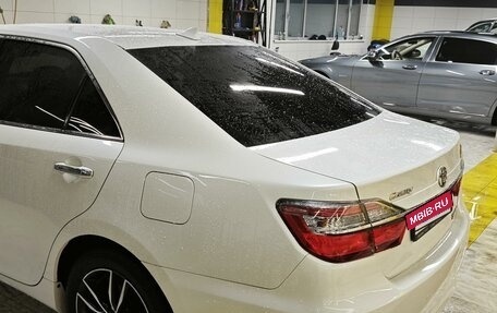 Toyota Camry, 2017 год, 2 650 000 рублей, 4 фотография