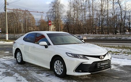 Toyota Camry, 2021 год, 3 933 000 рублей, 3 фотография