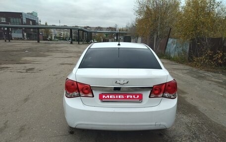 Chevrolet Cruze II, 2011 год, 550 000 рублей, 4 фотография