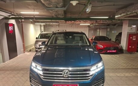 Volkswagen Touareg III, 2019 год, 5 500 000 рублей, 1 фотография