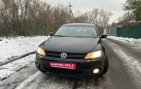 Volkswagen Jetta VI, 2014 год, 1 050 000 рублей, 5 фотография