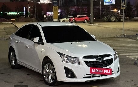 Chevrolet Cruze II, 2013 год, 973 000 рублей, 3 фотография